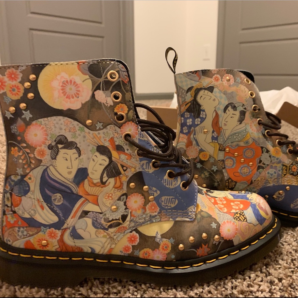 Dr. Martens